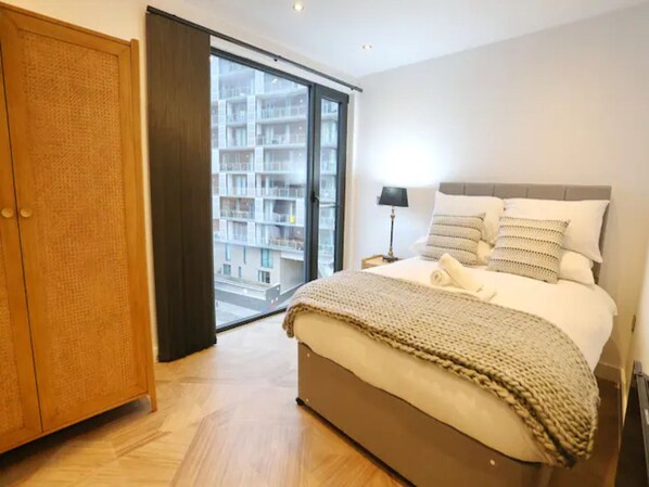 2 soverom, strykejern/-brett, wi-fi (inkludert) og sengetøy