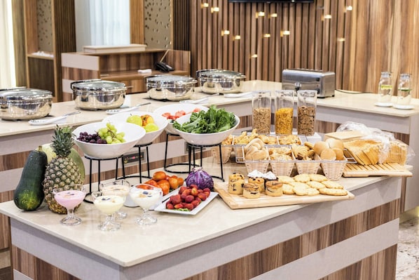 Breakfast buffet - BON Hotel Octagon (Abuja)