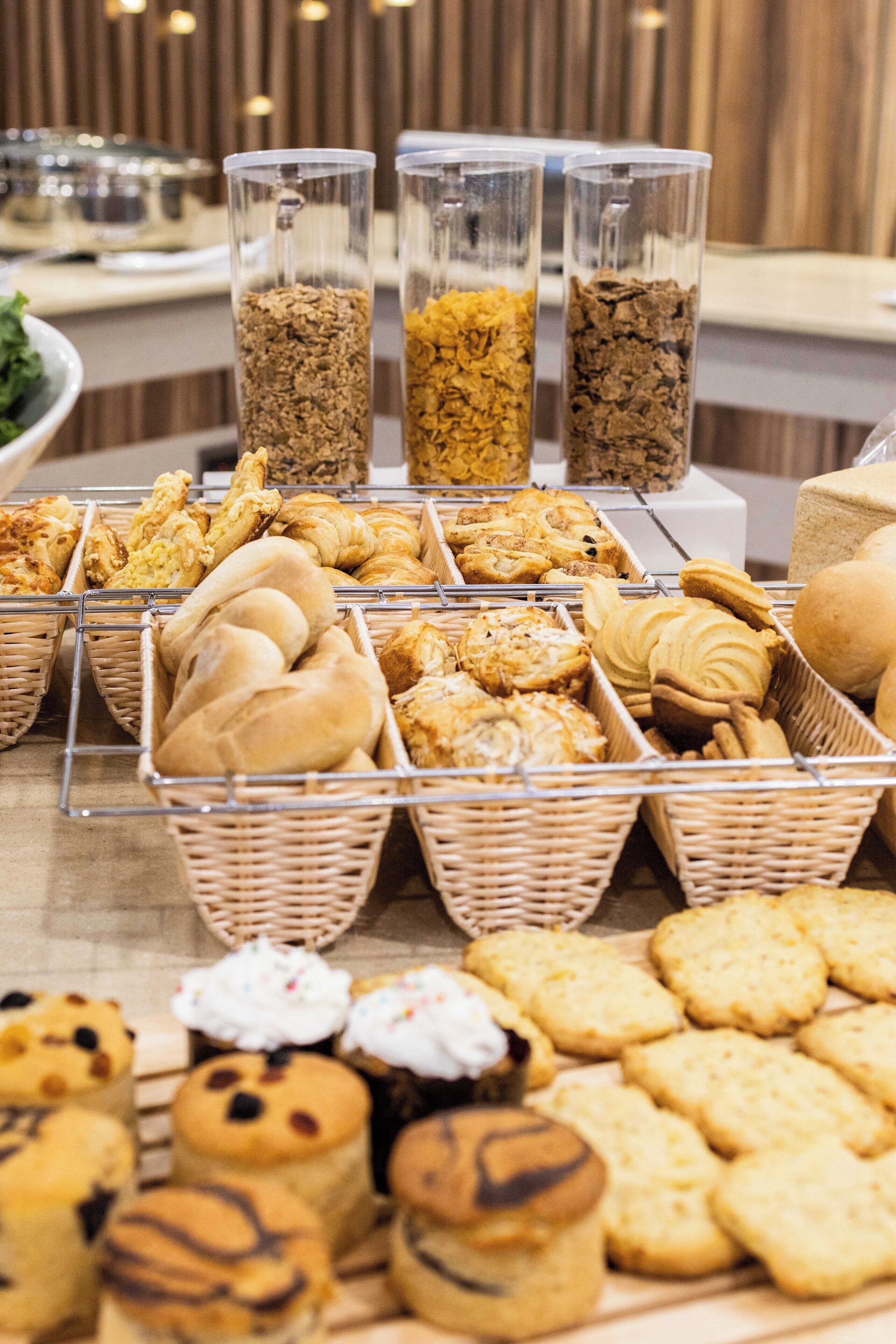 Petit déjeuner buffet