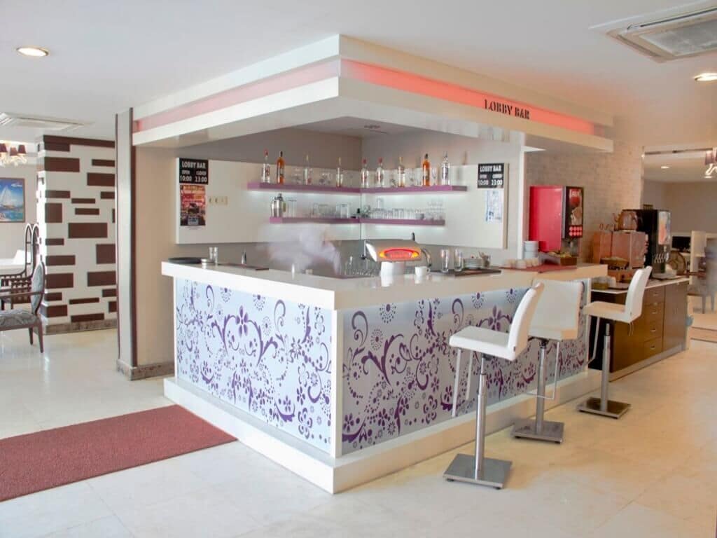 Photo - Adella Side Hotel