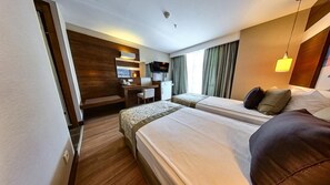 標準客房 | 高級寢具、迷你吧、隔音、Wi-Fi (收費)