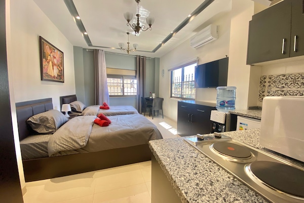 Comfort-Studio, 1 Schlafzimmer, Nichtraucher, Bergblick | Laptopgeeigneter Arbeitsplatz, schallisolierte Zimmer