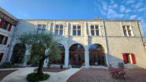 Exterior - 2-bedroom suite (Saint-Eutrope-de-Born)