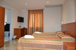 Classic Twin Room, Ensuite, Courtyard View - Park Hotel (Isola di Capo Rizzuto)