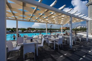 Outdoor dining - Ferienwohnung Rossini Eco für 4 Personen (Sottomarina)