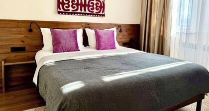 Akjola