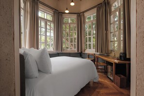 Habitació doble de luxe | 1 dormitori, roba de llit d'alta qualitat, cobrellits i minibar 