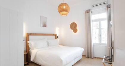 Spitarona Town House - Largest Villa in the Center