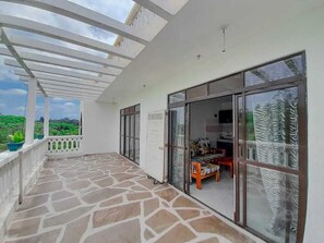 Appartement Familial, 2 chambres | Terrasse/Patio