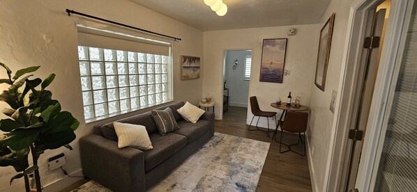 Deluxe Apartment | Living area - Sirena Azul SoBe Suite 2 (Miami Beach)