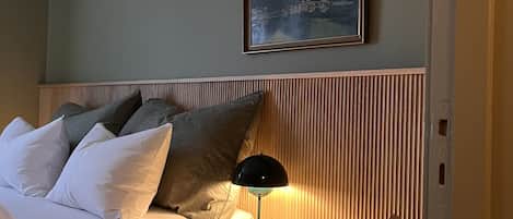 5 室のベッドルーム、アイロン / アイロン台、WiFi、ベッドシーツ