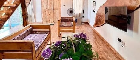 Presidential Penthouse, 1 Bedroom, Private Pool, Beach View | Living area