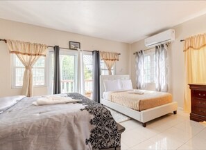 4 bedrooms, desk, iron/ironing board, free WiFi