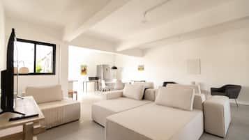 Apartamento superluxo | Sala de estar | Smart TV 40 polegadas com canais digitais