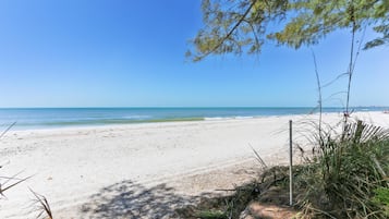 House, Multiple Beds (Paradiso Al Mare Beach House) | Beach | On the beach