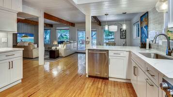 House, Multiple Beds (Paradiso Al Mare Beach House) | Interior