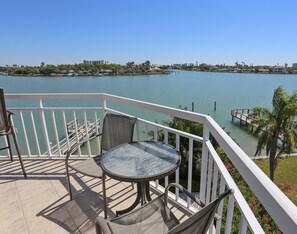 Condo, 1 King Bed with Sofa bed (Amadeus 10) | Outdoor dining - Amadeus 10 (Treasure Island)