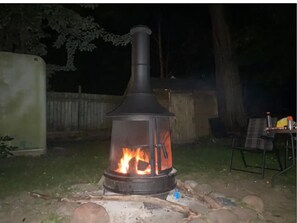 Property grounds - Cozy 2 Person Cabin  (Innisfil)