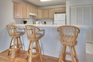 Condo, 1 King Bed with Sofa bed (Amadeus 6) | Private kitchen | Oven, toaster - Amadeus 6 (Treasure Island)