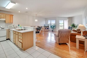 Appart'hôtel, 1 très grand lit et 1 canapé-lit (Amadeus 7) | Intérieur