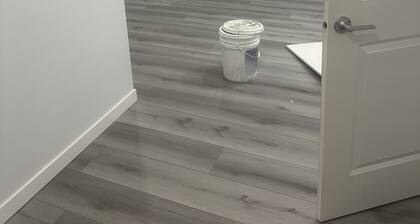 Renting out a one bedroom basement located in Savanna!! Brand new suite!!!