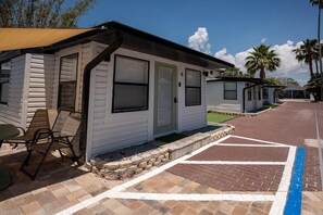 Exterior - C5-sea Crab (Madeira Beach)