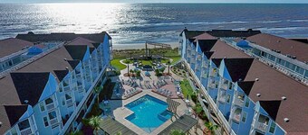 Sandy Views - Step Right onto the Sand at Seascape Resort 2/2 condo