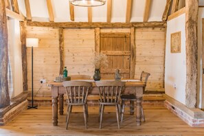 Dining - The Thatched Barn -  a holiday let that sleeps 2 guests  in 1 bedroom (Stowting)