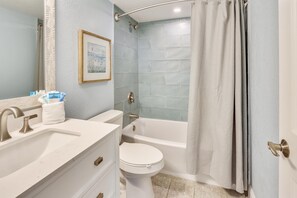 Bathroom - Caprice 301 (St. Pete Beach)