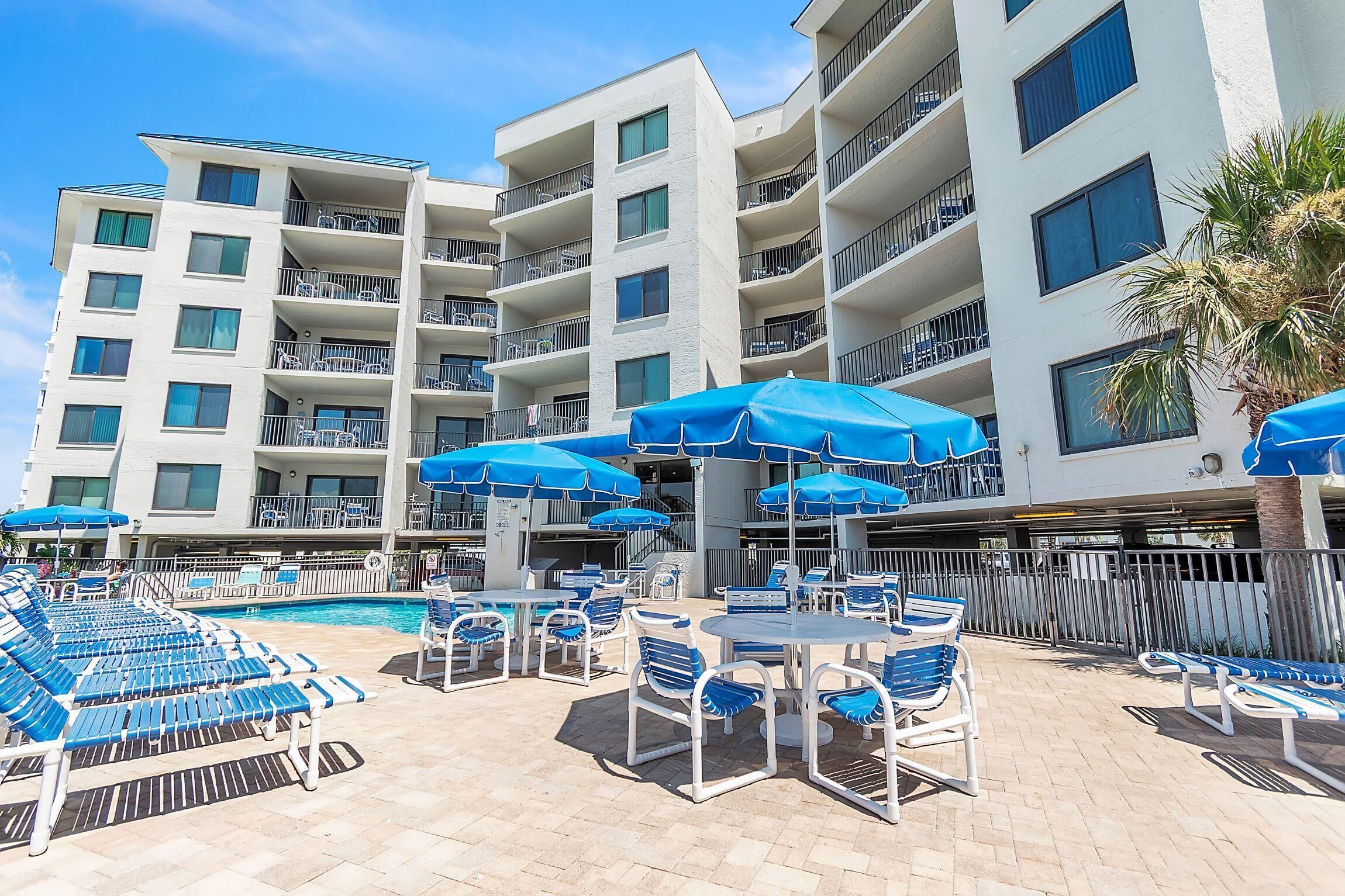 Condo, Multiple Beds (Caprice 306) | Outdoor dining