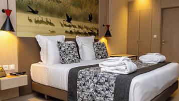 Minibar, Zimmersafe, Verdunkelungsvorhänge, schallisolierte Zimmer