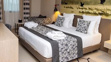 豪華套房 | 迷你吧、房內夾萬、遮光窗簾/窗簾、隔音