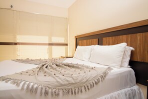 Chambre Double Standard | Fer et planche à repasser, Wi-Fi gratuit, draps fournis