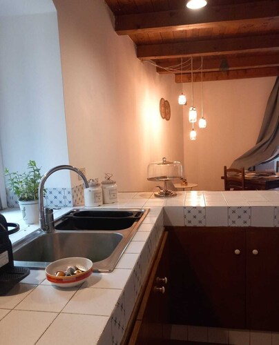 Roots - The window in the Sassi 