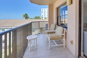 Condo, 1 King Bed (Emerald Isle 204) | Property grounds - Emerald Isle 204 (North Redington Beach)