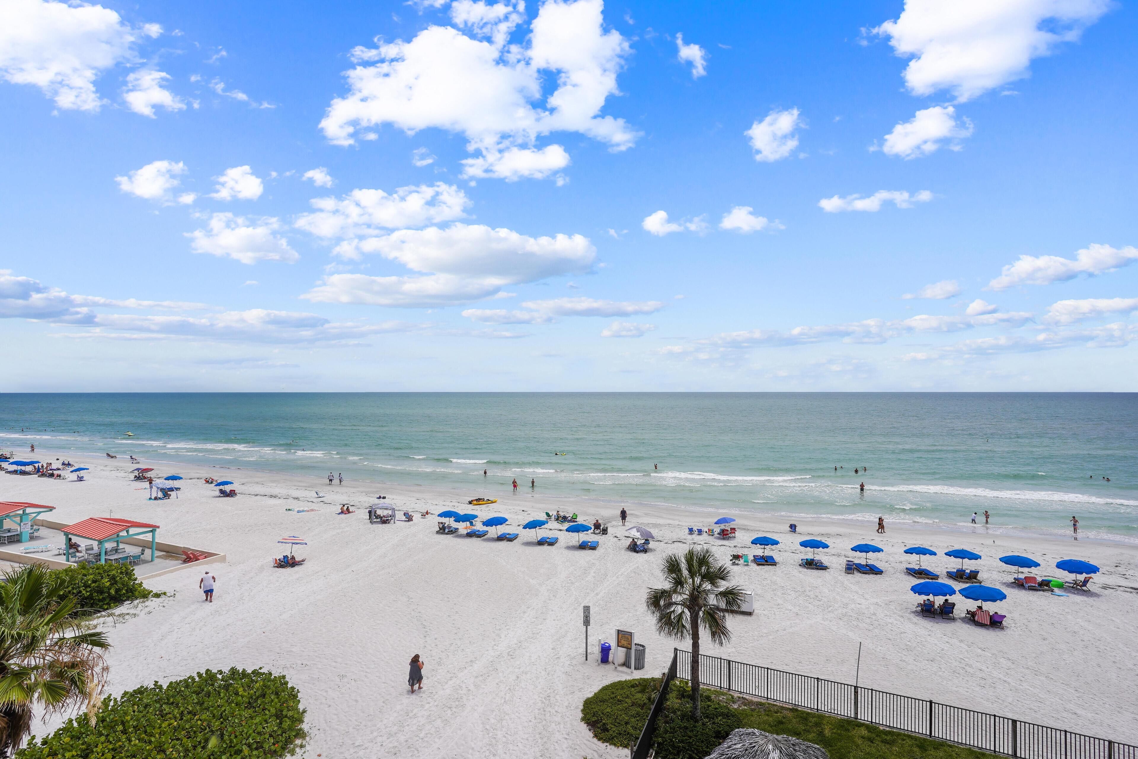 Condo, 1 King Bed (Emerald Isle 401 - Premier) | Beach | On the beach