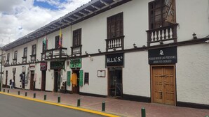 Fachada da propriedade