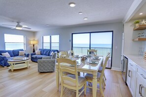 Lejlighed - 2 queensize-senge (Emerald Isle 502 - Premier) | Interiør