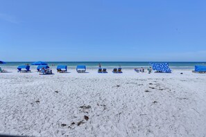 Appart'hôtel, 2 grands lits (Emerald Isle 502 - Premier) | Plage