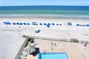 Condo, 2 Queen Beds (Emerald Isle 502 - Premier) | Beach | On the beach - Emerald Isle 502 - Premier (North Redington Beach)