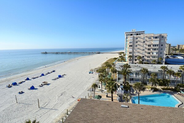 公寓客房, 多張床 (Emerald Isle 603) | 海灘 | 位於海灘上