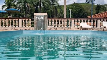 Utomhuspool