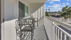 Casa, 1 cama King size (Gulfside Villas 6) | Restaurante al aire libre