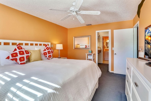 Gulfside Villas 6 - Belleair Beach, FL