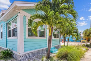 Exterior - Happy Home (Madeira Beach)