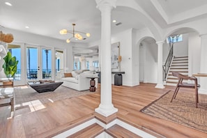 House, Multiple Beds (Hidden Treasure Beach House) | Interior