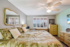 3 bedrooms, WiFi - La Contessa 306 (Redington Beach)