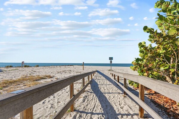 Condo, 1 King Bed with Sofa bed (Land's End 1-204 Bay Front) | Beach - Land's End 1-204 Bay Front (Treasure Island)