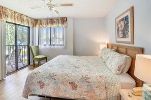 Condo, 1 King Bed with Sofa bed (Land's End 1-204 Bay Front)