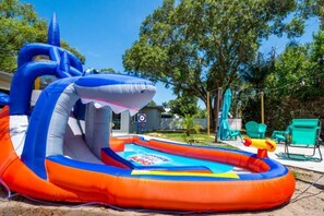 Children's area - Relaxing pool, Elegant and FUN vacation home! (Clearwater)